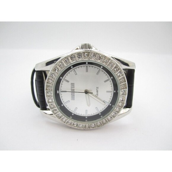 Women Manhattan by Croton Quartz Analog 39mm Round Watch (G732) "New Battery" - Picture 9 of 10